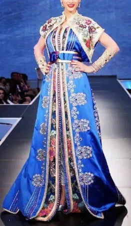 https://radhedesigner.com/images/thumbs/000/0000023_takshita-dress-arab_450.webp