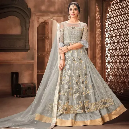 https://radhedesigner.com/images/thumbs/000/0000089_gorgeous-salwar-suits_450.webp