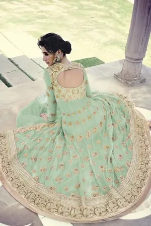 https://radhedesigner.com/images/thumbs/000/0000147_bridal-wear_450.webp