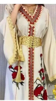 Picture of l'origine de takchita,قفطان grouna,sara thobe,abaya,jil