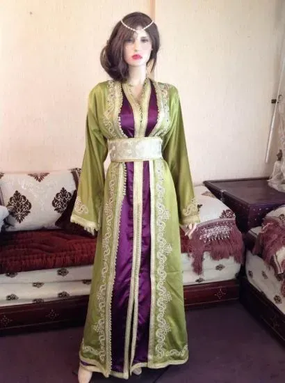 Picture of traditional wear jalabiya jilbab with beautiful hand ma