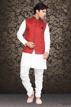 https://radhedesigner.com/images/thumbs/000/0000821_classic-cream-jute-silk-indian-wedding-sherwani-for-men_450.webp