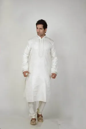 https://radhedesigner.com/images/thumbs/000/0000993_indian-golden-traditional-wedding-wear-pakistani-design_450.webp