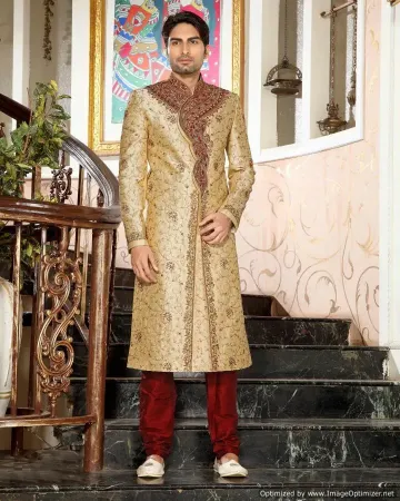 https://radhedesigner.com/images/thumbs/000/0001070_indian-traditional-red-wedding-wear-pakistani-designer_450.webp