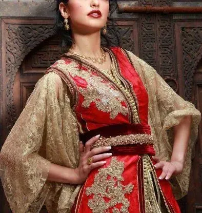Picture of modest maxi gown dubai modern arabian takshita exclusiv
