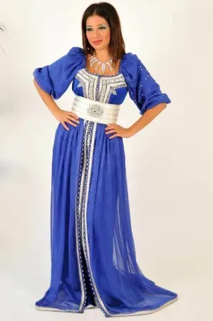 https://radhedesigner.com/images/thumbs/000/0002359_takshita-kopen-den-haag-bleuthobe-with-waistcoat_450.webp