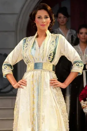 https://radhedesigner.com/images/thumbs/000/0002764_indian-traditional-pakistani-designer-blue-wear-wedding_450.webp