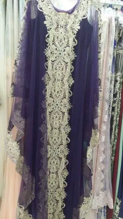 https://radhedesigner.com/images/thumbs/000/0002820_indian-traditional-wedding-wear-red-pakistani-designer_450.webp