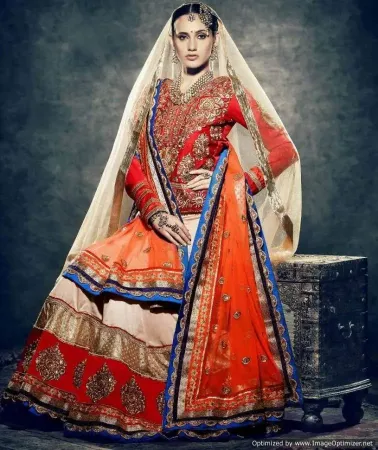 https://radhedesigner.com/images/thumbs/000/0003330_banarasi-silk-lehenga-onlinechaniya-cholicholilehenga_450.webp