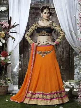 https://radhedesigner.com/images/thumbs/000/0003459_bollywood-bridal-lehenga-with-beach-dressghagra-choli_450.webp