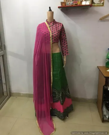 https://radhedesigner.com/images/thumbs/000/0003475_bollywood-dance-lehengaghagra-choli-traditional-dress_450.webp