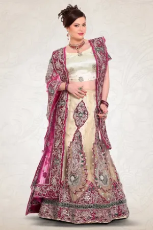 https://radhedesigner.com/images/thumbs/000/0003556_bollywood-ethnic-designer-saree-party-wear-women-leheng_450.webp