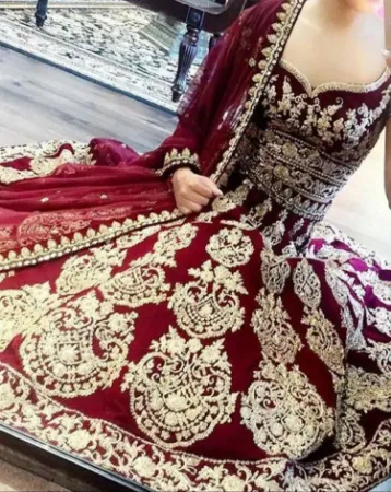 https://radhedesigner.com/images/thumbs/000/0003821_bollywood-lehenga-wear-sari-designer-women-indian-festi_450.webp