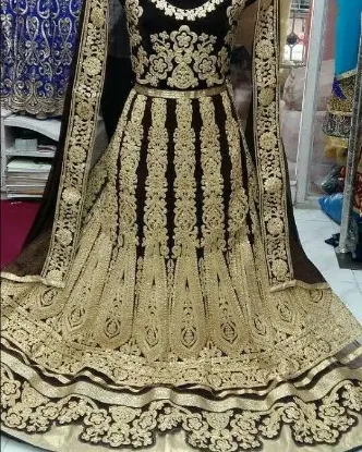 Picture of bridal dress wedding indian lehenga designer silk pakis