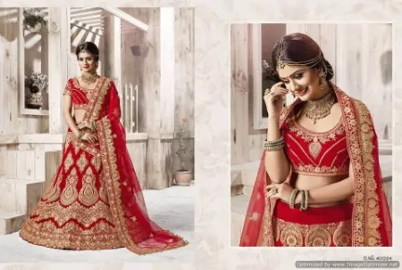 https://radhedesigner.com/images/thumbs/000/0004010_bridal-lehenga-30000lehenga-saree-at-craftsvillachani_450.webp