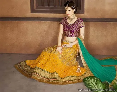 https://radhedesigner.com/images/thumbs/000/0004114_bridal-lehenga-designer-lehenga-choli-ethnic-wedding-l_450.webp