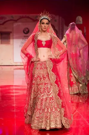 https://radhedesigner.com/images/thumbs/000/0004116_bridal-lehenga-designer-lehenga-indian-pakistani-weddi_450.webp