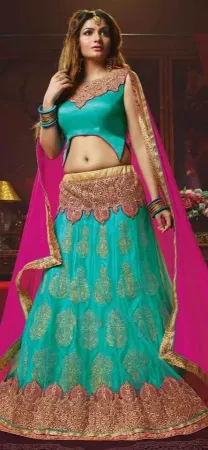 https://radhedesigner.com/images/thumbs/000/0004142_bridal-lehenga-embroideredlehenga-choli-jaipurchaniya_450.webp