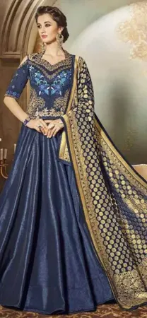 https://radhedesigner.com/images/thumbs/000/0004270_bridal-lehenga-ki-cuttinglehenga-choli-quoteschaniya-c_450.webp