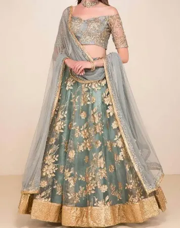 https://radhedesigner.com/images/thumbs/000/0004325_bridal-lehenga-modest-maxi-gown-trendlehenga-choli-tai_450.webp