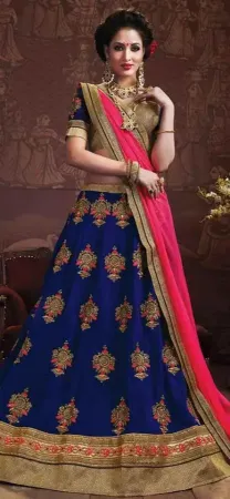 https://radhedesigner.com/images/thumbs/000/0004349_bridal-lehenga-on-rent-in-punelehenga-choli-under-150_450.webp