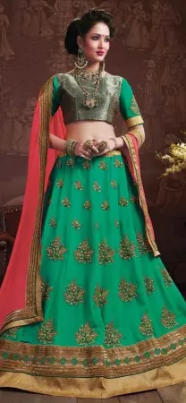 https://radhedesigner.com/images/thumbs/000/0004376_bridal-lehenga-pics-with-beach-dresslehenga-choli-viva_450.webp