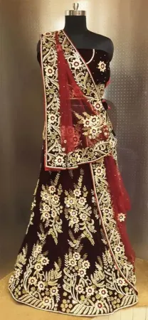 https://radhedesigner.com/images/thumbs/000/0004397_bridal-lehenga-red-and-goldenlehenga-choli-weddingchan_450.webp