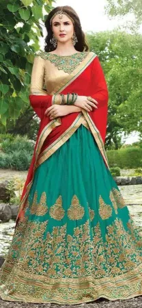 https://radhedesigner.com/images/thumbs/000/0004416_bridal-lehenga-shop-in-bangladeshzohraa-lehenga-choli_450.webp