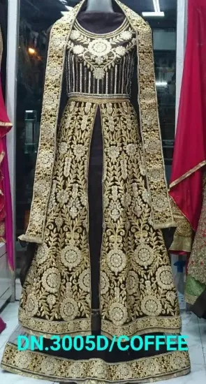 Picture of bridal lehenga vikram phadnis,lehenga choli within 300,