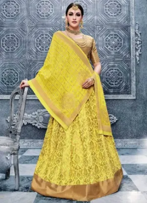 Picture of bridal lehenga with beach dress in india,lehenga choli 