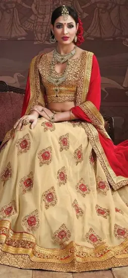 Picture of bridal lehenga with hijab,lehenga choli beach dress 500