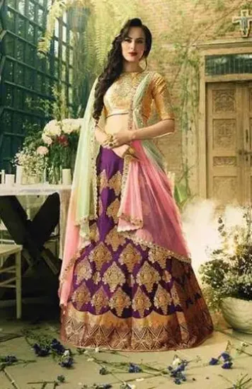 Picture of chaniya choli anand gujarat,saree lehenga engagementch,