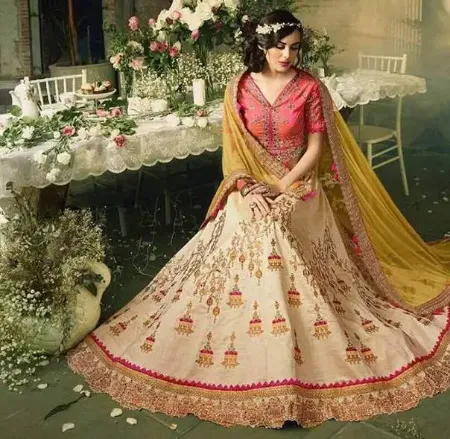 https://radhedesigner.com/images/thumbs/000/0004727_chaniya-choli-blouse-pattern-2024lehenga-saree-for-pa_450.webp