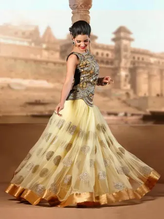 https://radhedesigner.com/images/thumbs/000/0004757_chaniya-choli-dallaslehenga-saree-hd-imagechaniya-chol_450.webp