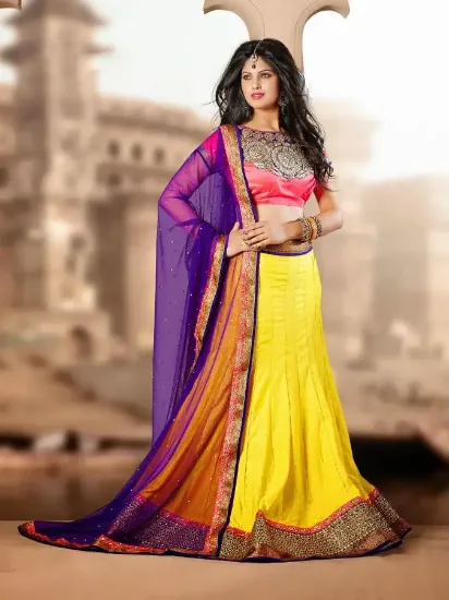 Picture of chaniya choli designs by manish malhotra,lehenga saree 