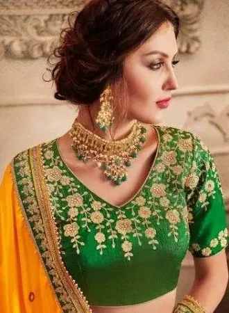 https://radhedesigner.com/images/thumbs/000/0004878_chaniya-choli-mirror-worklehenga-saree-style-videochan_450.webp