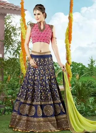 https://radhedesigner.com/images/thumbs/000/0005262_designer-party-wear-bollywood-lehenga-ethnic-indian-sa_450.webp