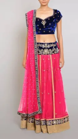 https://radhedesigner.com/images/thumbs/000/0005288_designer-partywear-bollywood-lehenga-choli-indian-wedd_450.webp