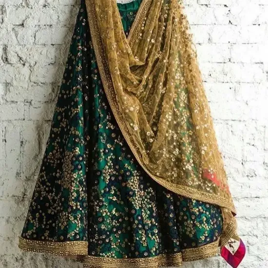 Picture of designer wedding lehenga choli bollywood party wear he,