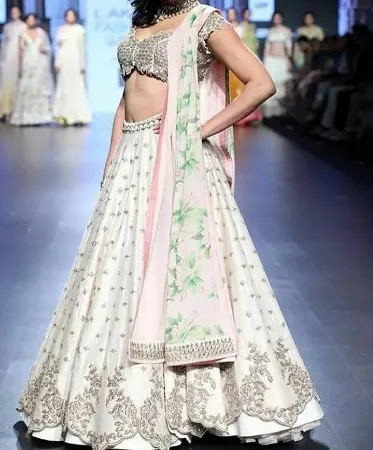 https://radhedesigner.com/images/thumbs/000/0005330_diwali-designer-lehenga-choli-bridal-lehenga-wedding-p_450.webp