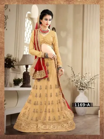 https://radhedesigner.com/images/thumbs/000/0005340_dress-bridal-lehenga-cholilehenga-choli-jalandharchani_450.webp