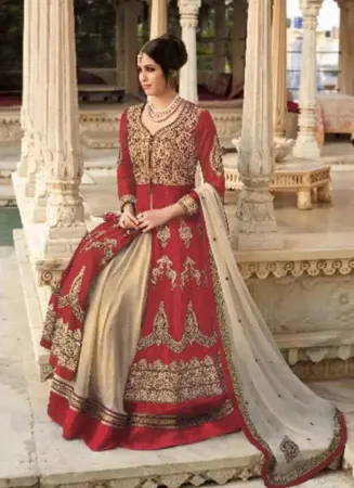 https://radhedesigner.com/images/thumbs/000/0005383_embroidered-circular-fuchsia-lehenga-bridal-wedding-eth_450.webp