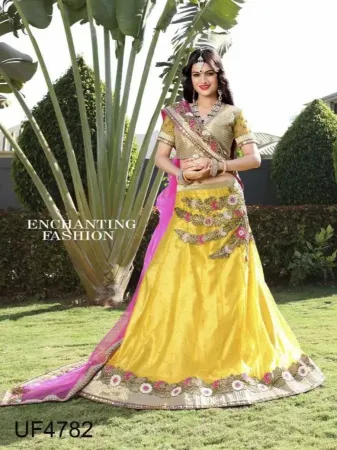 https://radhedesigner.com/images/thumbs/000/0005388_embroidered-circular-peach-lehenga-choli-indian-designe_450.webp