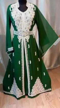 Picture of v back evening dress,kaftan online boutique,abaya,jilb,