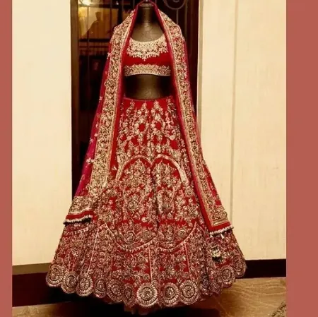 https://radhedesigner.com/images/thumbs/000/0005502_ethnic-pakistani-bridal-lehenga-choli-indian-designer-p_450.webp