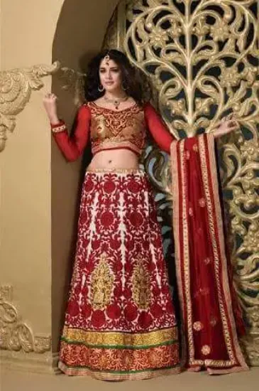 Picture of ethnic pakistani designer indian women wedding lehenga 