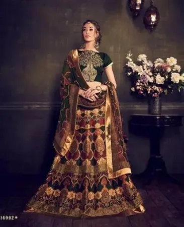 https://radhedesigner.com/images/thumbs/000/0005543_fancy-fashion-lehenga-choli-bollywood-heavy-work-styli_450.webp