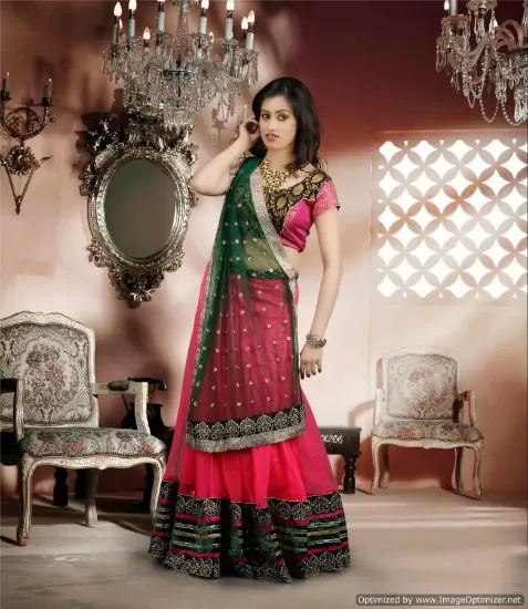 Picture of green velvet lehenga online,ghagra choli ghagrachaniya 