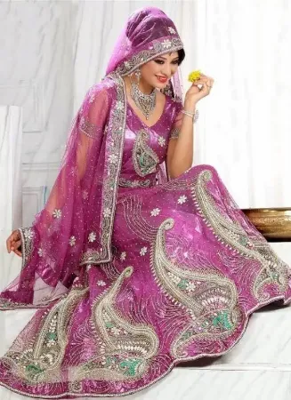 https://radhedesigner.com/images/thumbs/000/0005698_homeshop18-chaniya-cholilehengas-online-indiachaniya-c_450.webp