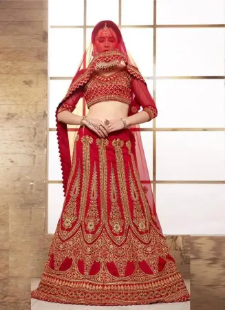 https://radhedesigner.com/images/thumbs/000/0005830_indian-bollywood-lehenga-blouse-dress-designer-pakista_450.webp